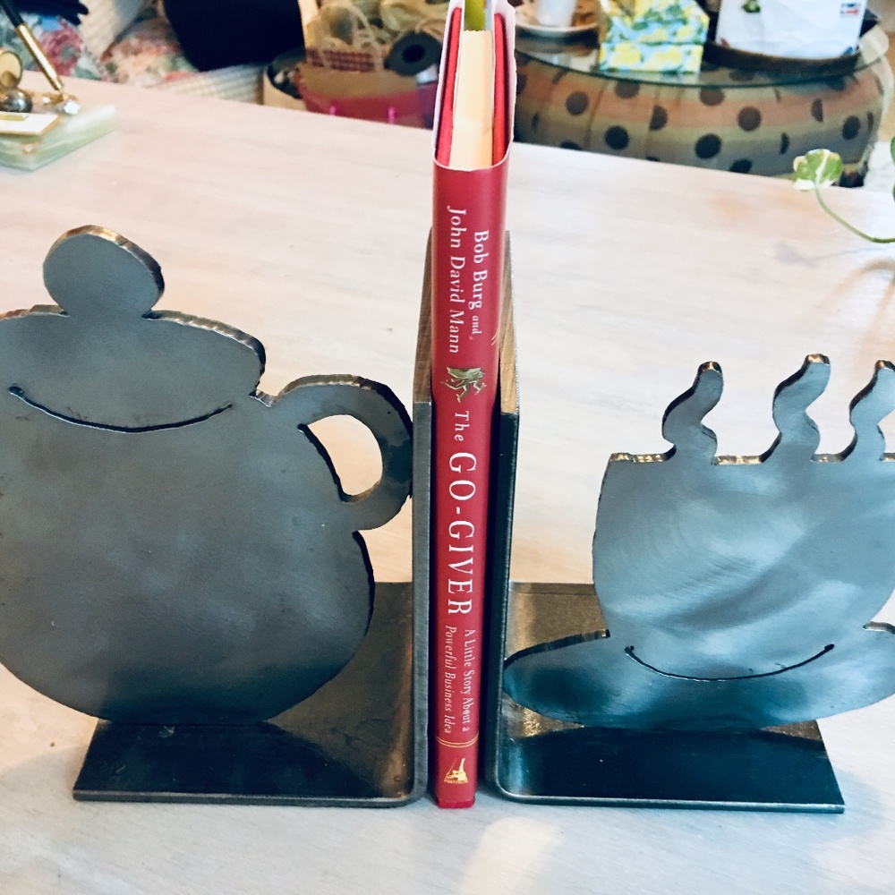 THESE ARE AMAZING!  Vintage Artisan Custom Metal Bookends/Art Work